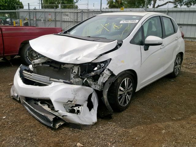 3HGGK5H81FM727896 - 2015 HONDA FIT EX WHITE photo 2