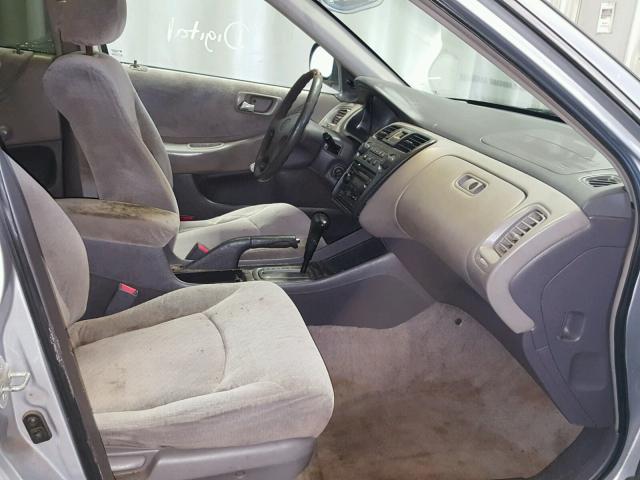 1HGCF86691A037230 - 2001 HONDA ACCORD VAL SILVER photo 5