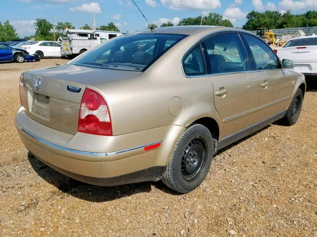 WVWPD63B21P128011 - 2001 VOLKSWAGEN PASSAT GLS GOLD photo 4