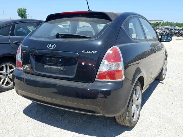 KMHCN36C88U084439 - 2008 HYUNDAI ACCENT SE BLACK photo 4