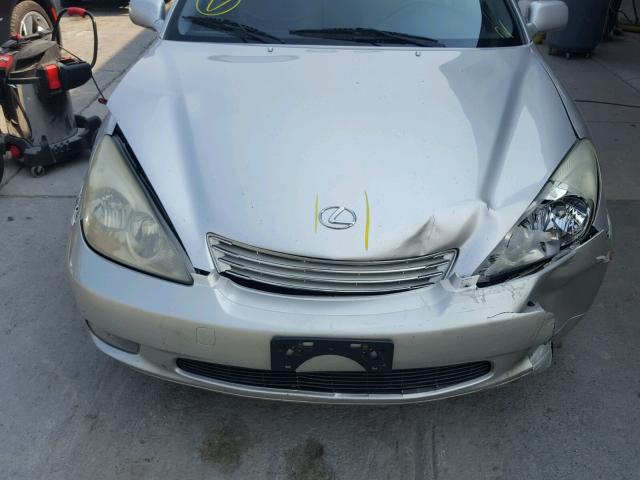 JTHBF30G830145280 - 2003 LEXUS ES 300 SILVER photo 9