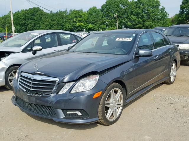 WDDHF7CB0AA026879 - 2010 MERCEDES-BENZ E 550 GRAY photo 2