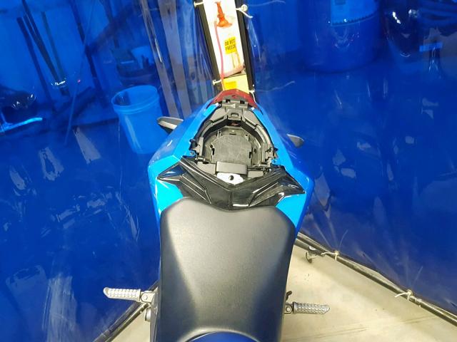 JKAEX8A17HDA32288 - 2017 KAWASAKI EX300 A BLUE photo 6