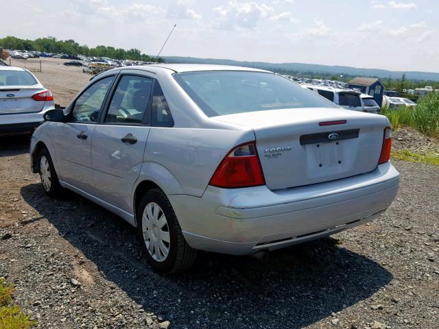 1FAFP34N77W366306 - 2007 FORD FOCUS ZX4 SILVER photo 3