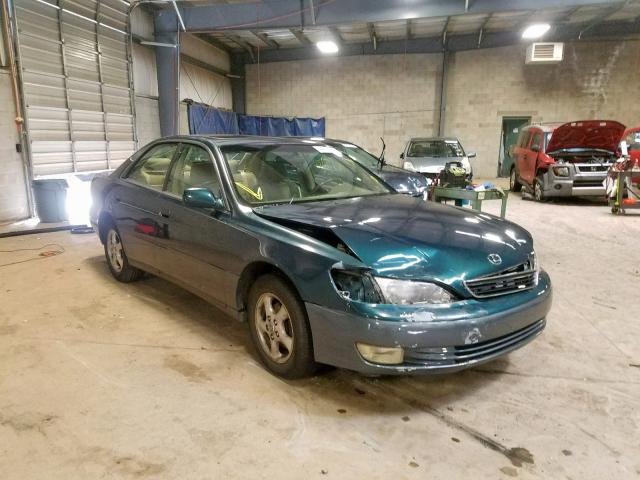 JT8BF28G6W5033759 - 1998 LEXUS ES 300 GREEN photo 1