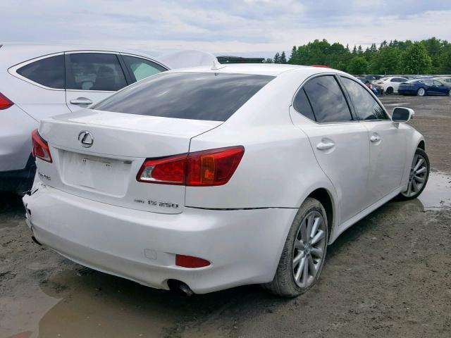 JTHCK262895030213 - 2009 LEXUS IS 250 WHITE photo 4