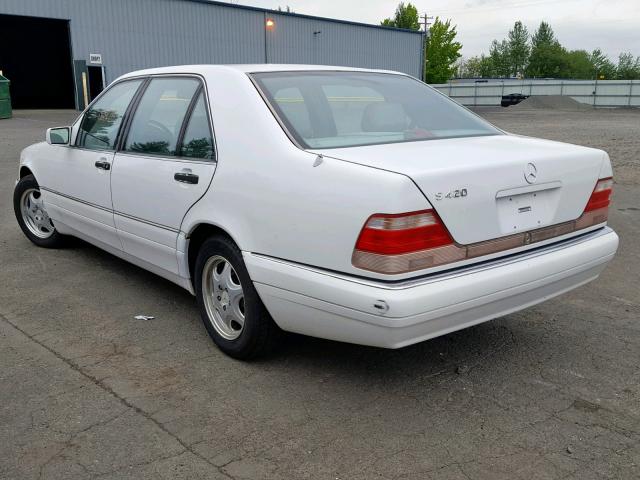 WDBGA43G5WA394186 - 1998 MERCEDES-BENZ S 420 WHITE photo 3