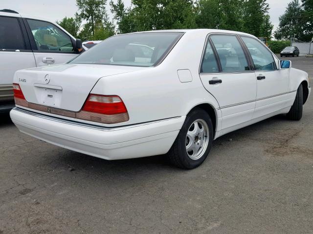 WDBGA43G5WA394186 - 1998 MERCEDES-BENZ S 420 WHITE photo 4