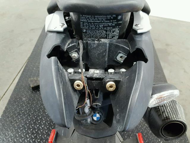 WB105950X7ZP85483 - 2007 BMW K1200 RS SILVER photo 16