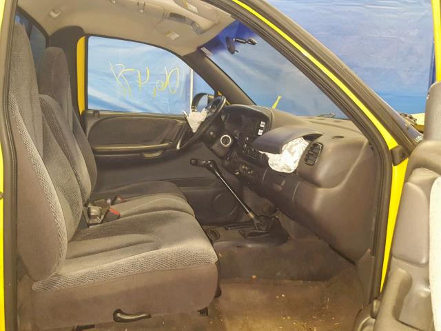 1B7FL26X4XS201478 - 1999 DODGE DAKOTA YELLOW photo 5