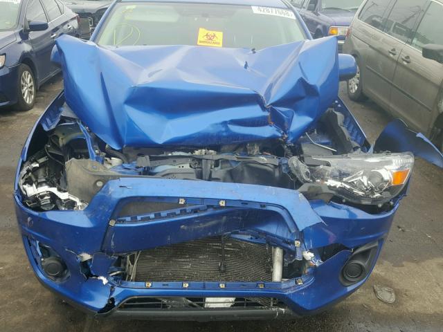 4A4AR3AU5FE001615 - 2015 MITSUBISHI OUTLANDER BLUE photo 9