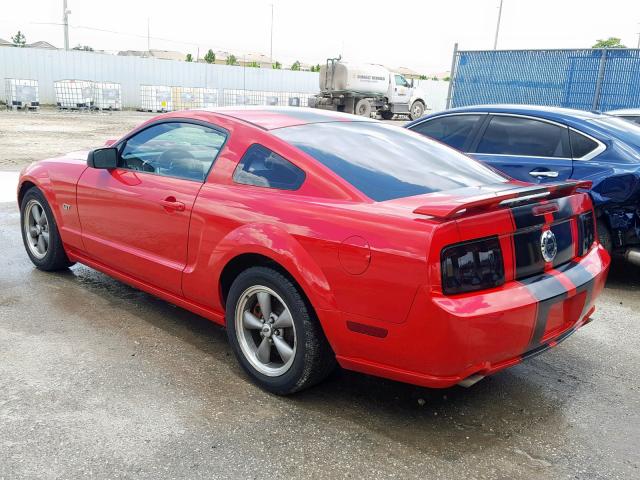 1ZVFT82H965114686 - 2006 FORD MUSTANG GT RED photo 3