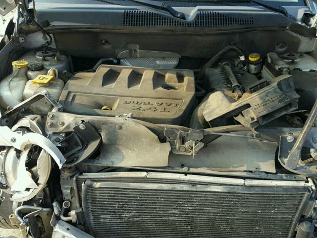 1J4NT4FB8AD617597 - 2010 JEEP COMPASS SP 银色 照片 7