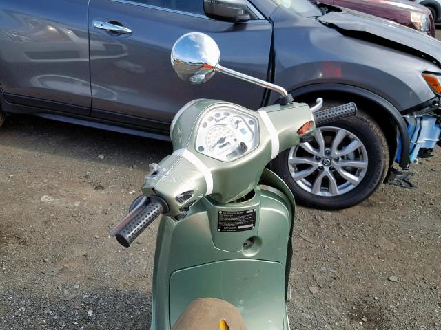 ZAPM448FX85013423 - 2008 VESPA LX 150 GREEN photo 5