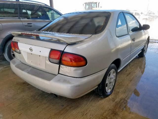 1N4AB42D2WC521689 - 1998 NISSAN 200SX BASE SILVER photo 4