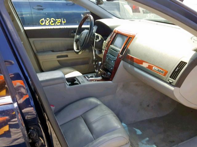 1G6DC67A860134468 - 2006 CADILLAC STS BLUE photo 5