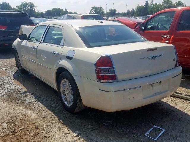 2C3CA5CVXAH262818 - 2010 CHRYSLER 300 TOURIN BEIGE photo 3