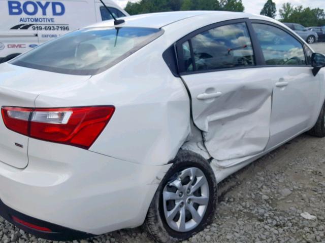 KNADM4A30E6331359 - 2014 KIA RIO LX WHITE photo 9