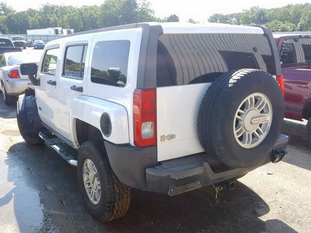 5GTEN13E388102001 - 2008 HUMMER H3 WHITE photo 3