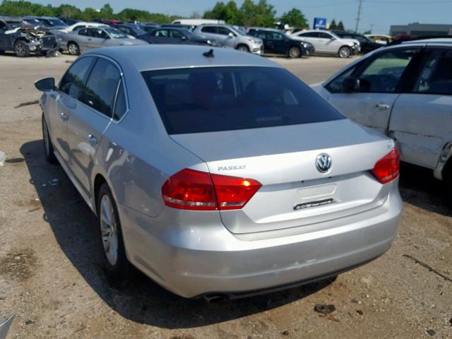 1VWBH7A33CC058946 - 2012 VOLKSWAGEN PASSAT SE SILVER photo 3