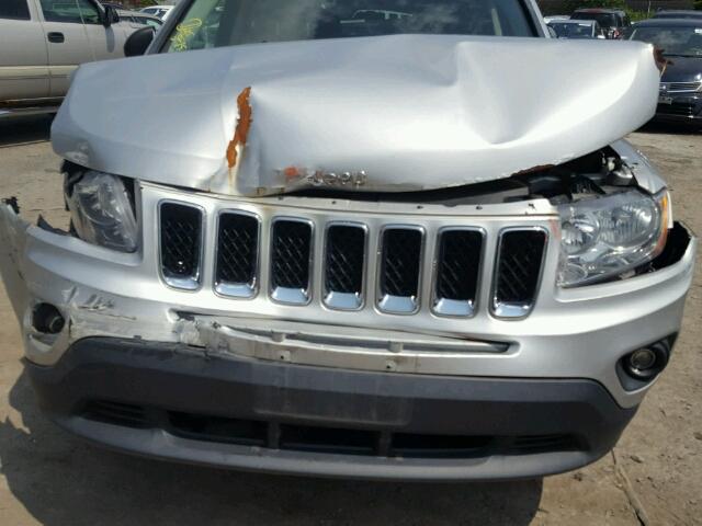 1J4NF1FB4BD271751 - 2011 JEEP COMPASS SP ვერცხლისფერი ფოტო 7