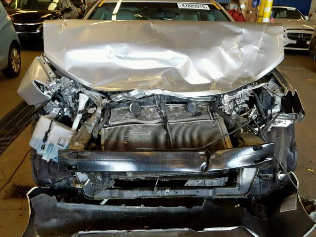 4T1BD1FK8CU059642 - 2012 TOYOTA CAMRY HYBR SILVER photo 7