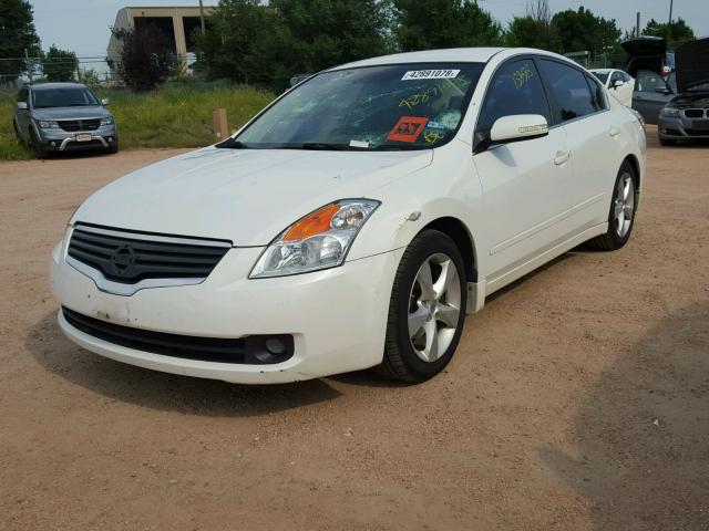 1N4BL21E68N472388 - 2008 NISSAN ALTIMA 3.5 WHITE photo 2