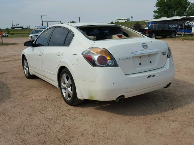 1N4BL21E68N472388 - 2008 NISSAN ALTIMA 3.5 WHITE photo 3