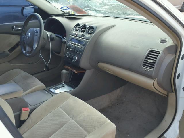 1N4BL21E68N472388 - 2008 NISSAN ALTIMA 3.5 WHITE photo 5