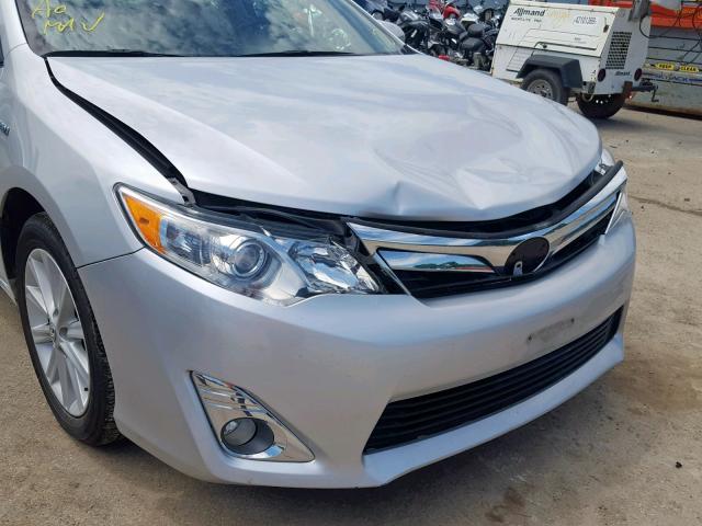 4T1BD1FK3CU037774 - 2012 TOYOTA CAMRY HYBR SILVER photo 9