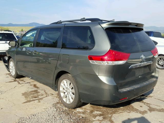 5TDYK3DCXBS002423 - 2011 TOYOTA SIENNA XLE GRAY photo 3