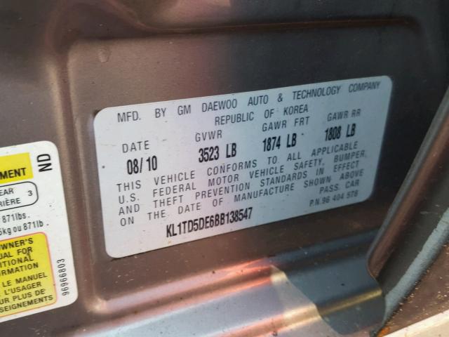 KL1TD5DE6BB138547 - 2011 CHEVROLET AVEO LS GRAY photo 10