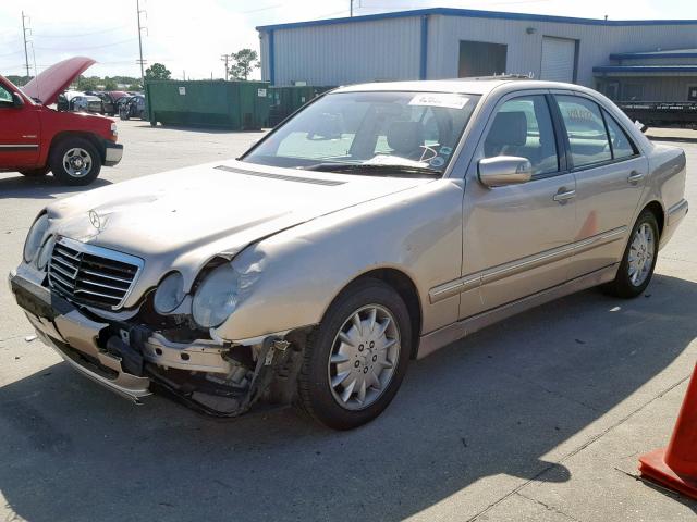 WDBJF65J5YB039401 - 2000 MERCEDES-BENZ E 320 TAN photo 2