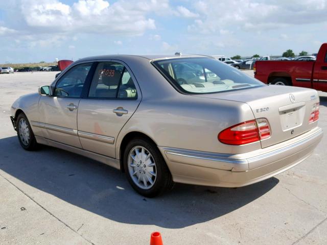 WDBJF65J5YB039401 - 2000 MERCEDES-BENZ E 320 TAN photo 3