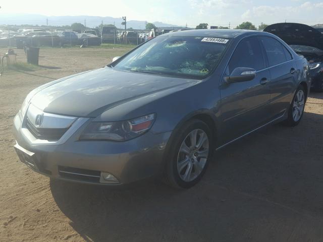 JH4KB266X9C002455 - 2009 ACURA RL GREEN photo 2