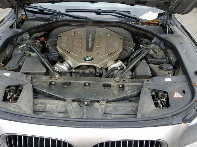 WBAKC8C59BC432316 - 2010 BMW 7 SERIES ნაცრისფერი ფოტო 7