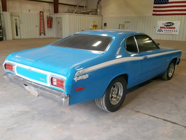 VL29G3B209402 - 1973 PLYMOUTH DUSTER BLUE photo 4