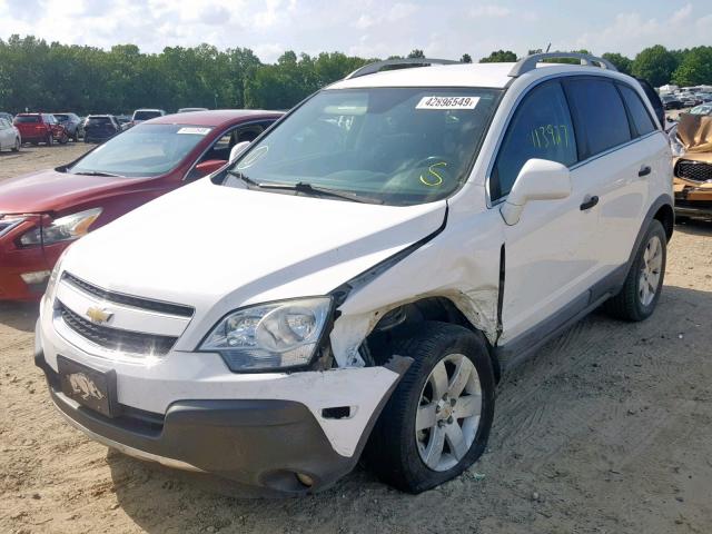 3GNAL2EK6CS567562 - 2012 CHEVROLET CAPTIVA SP WHITE photo 2