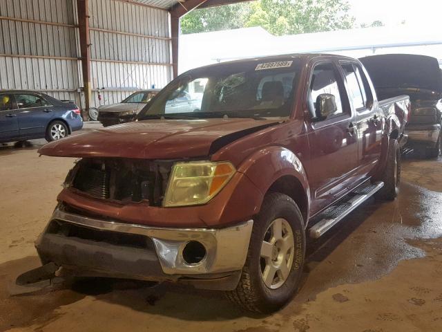 1N6AD07UX7C400266 - 2007 NISSAN FRONTIER C MAROON photo 2