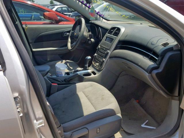 1G11A5SA3GU124165 - 2016 CHEVROLET MALIBU LIM SILVER photo 5