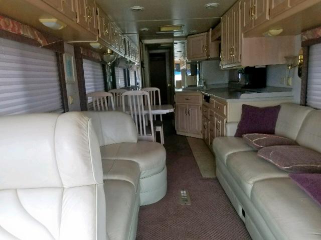 4UZ6XFDCBWC962843 - 1998 ENDE MOTORHOME WHITE photo 6