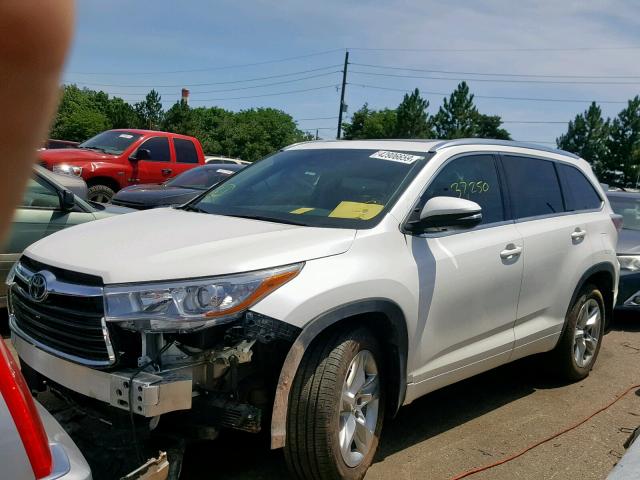 5TDDKRFHXGS332189 - 2016 TOYOTA HIGHLANDER WHITE photo 2