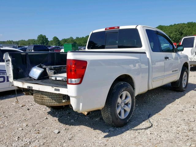 1N6BA0CA7BN316427 - 2011 NISSAN TITAN S WHITE photo 4