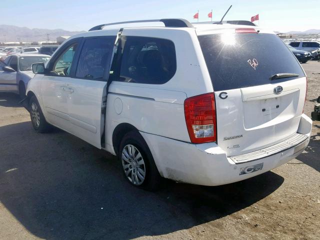 KNDMG4C72C6489841 - 2012 KIA SEDONA LX WHITE photo 3