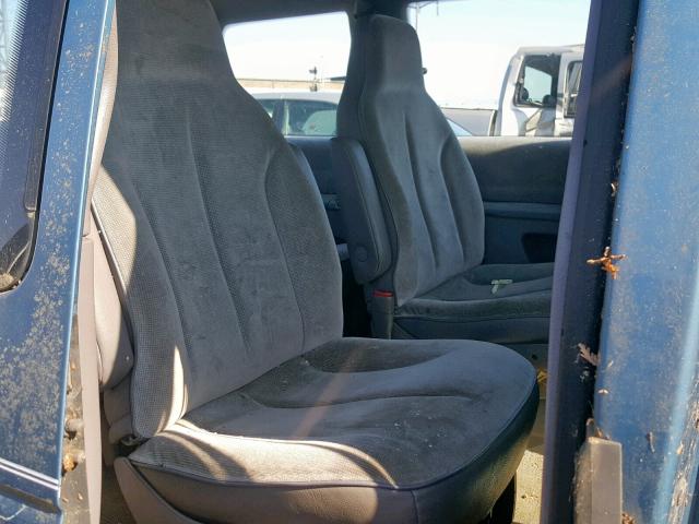 2P4GH45R4NR752959 - 1992 PLYMOUTH VOYAGER SE BLUE photo 6