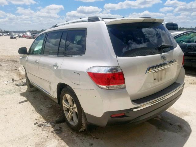 5TDYK3EH9CS073432 - 2012 TOYOTA HIGHLANDER WHITE photo 3