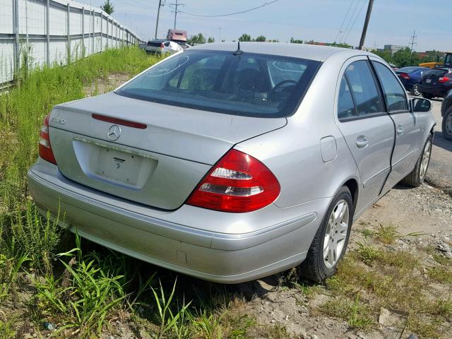 WDBUF65J74A443636 - 2004 MERCEDES-BENZ E 320 GRAY photo 4