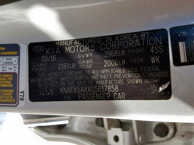 KNAFX5A8XG5617858 - 2016 KIA FORTE EX SILVER photo 10