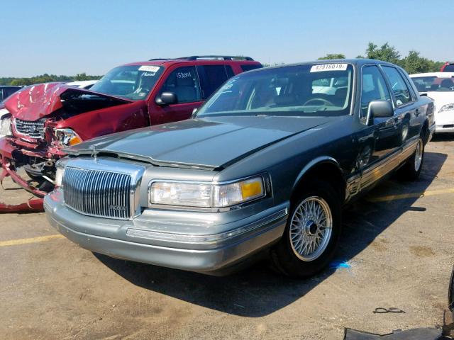 1LNLM82W7VY615974 - 1997 LINCOLN TOWN CAR TEAL photo 2