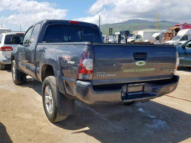 5TFTU4GN7DX031589 - 2013 TOYOTA TACOMA PRE GRAY photo 3